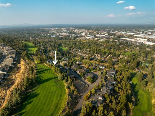 3385 Nw Eighteenth Fairway Pl, Bend, OR, 97703-2267 | Card Image