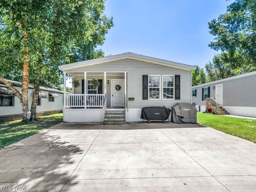 381 Westwoods, Amherst, OH, 44001-2050 | Card Image