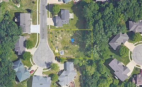 2418 Virginia Ln Sw, Rochester, MN, 55902-1658 | Card Image