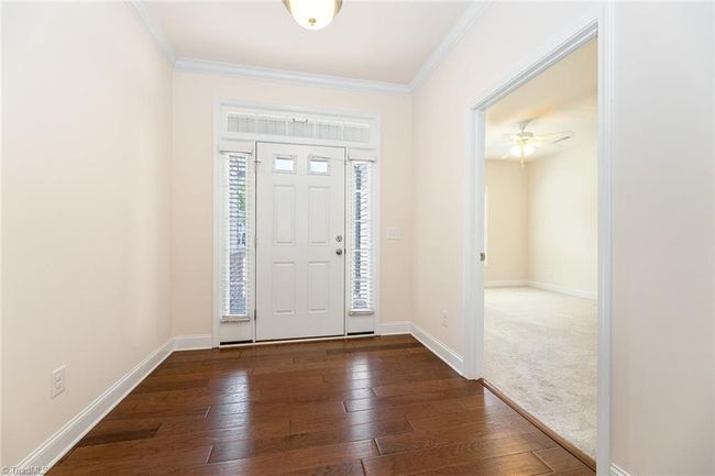 7070 Hanesbrook Cir, House other with 3 bedrooms, 2 bathrooms and null parking in Clemmons NC | Image 5