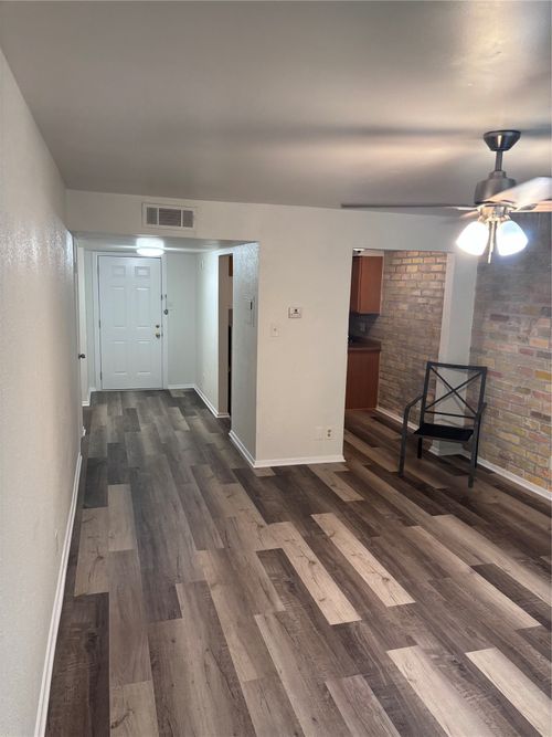 705-6004 Westridge Ln, Fort Worth, TX, 76116-8431 | Card Image