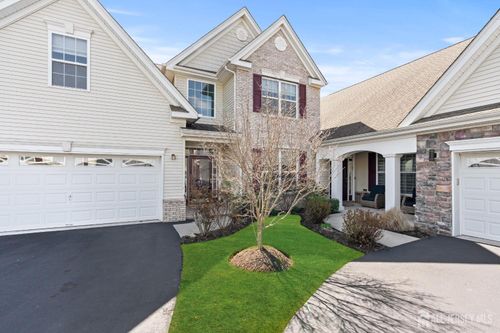 31 Mcgowan Ct, Old Bridge, NJ, 08857-4414 | Card Image