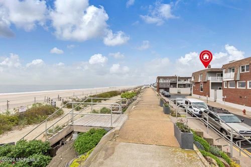 31 Village Rd, Sea Bright, NJ, 07760-2233 | Card Image