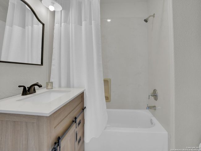 194 Night Sky, House other with 4 bedrooms, 4 bathrooms and null parking in Spring Branch TX | Image 31