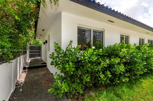 1-1955 Sw 5th Ave, Miami, FL, 33129-1304 | Card Image