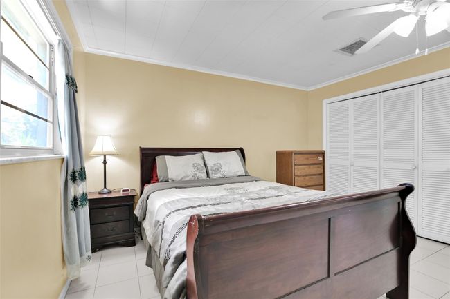 324 Davis Rd, House other with 5 bedrooms, 2 bathrooms and null parking in Palm Springs FL | Image 29