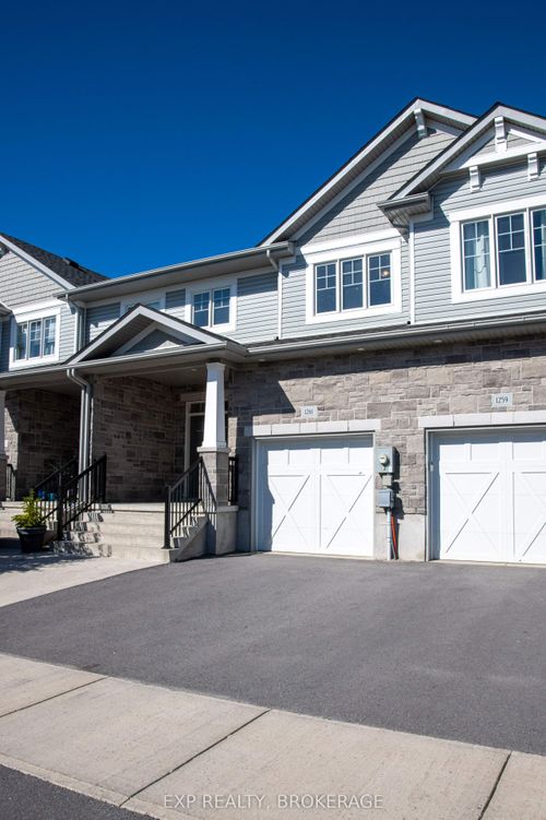 1261 Max Cres, Kingston, ON, K7P0P2 | Card Image