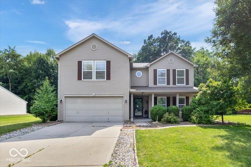 1119 Albemarle Cir, Noblesville, IN, 46062-8247 | Card Image