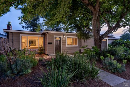 432 Cortez Dr, Petaluma, CA, 94954-3410 | Card Image