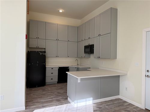 apt-1034-327 Pine St, Pawtucket, RI, 02860-4285 | Card Image