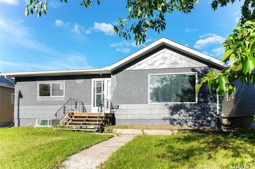 425 Montreal St, Regina, SK, S4R1L4 | Card Image