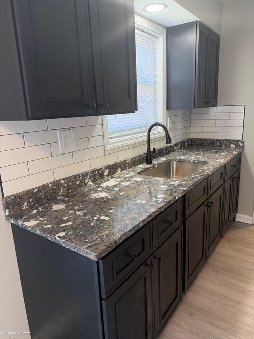 26653 Hill Ave, Warren, MI, 48091-1260 | Card Image