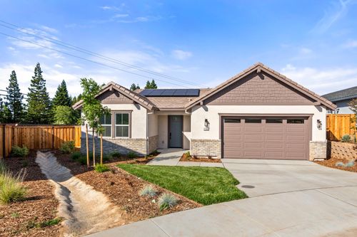 2500 Bramble Court, Auburn, CA, 95603 | Card Image