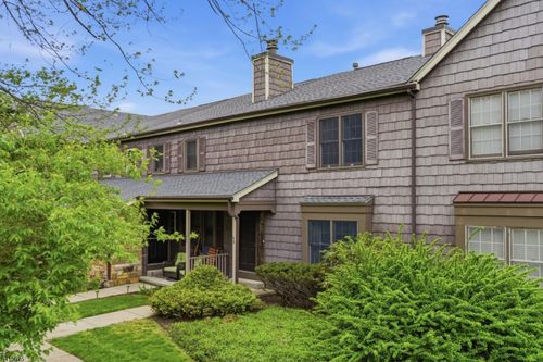 29 Oriole Dr, Hackettstown, NJ, 07840-3116 | Card Image