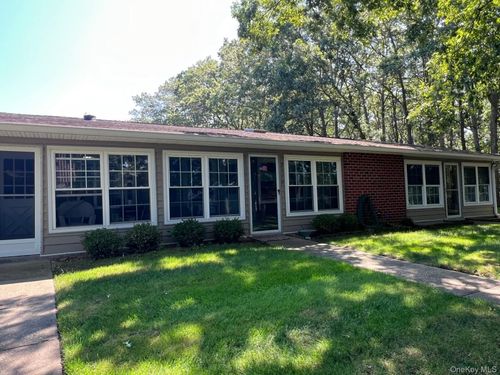 unit-e-231 Blackpool Ct, Ridge, NY, 11961-1348 | Card Image