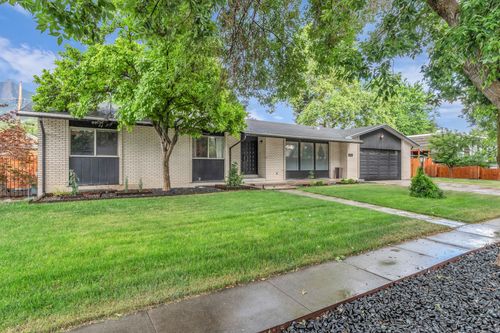 5629 S Laurelwood St, Holladay, UT, 84121-1216 | Card Image