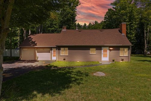 166 Purchase St, South Easton, MA, 02375-1675 | Card Image