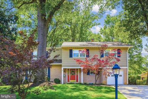8407 Brewster Dr, ALEXANDRIA, VA, 22308-2109 | Card Image