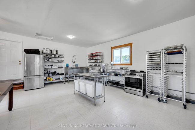 1258 Shannon Rd, House other with 4 bedrooms, 3 bathrooms and 25 parking in Plainfield ON | Image 19