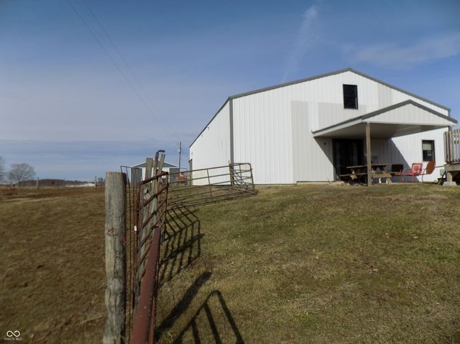 3060 N Alaska Rd, House other with 2 bedrooms, 2 bathrooms and null parking in Cloverdale IN | Image 26