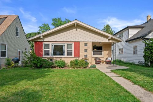 3216 N 88th St, Milwaukee, WI, 53222-3604 | Card Image