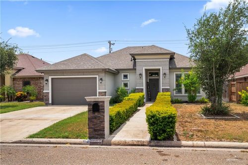 1109 W 23rd St, Mission, TX, 78574-2276 | Card Image