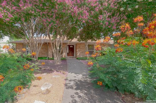 13715 George Rd, San Antonio, TX, 78231-1858 | Card Image