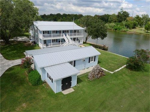 462 Exotic Isle Drive, Matagorda, TX, 77457 | Card Image