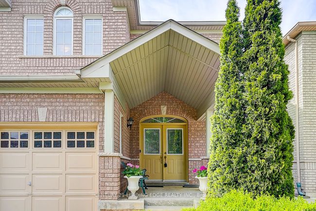 96 Tuscana Blvd, House other with 4 bedrooms, 3 bathrooms and 4 parking in Concord ON | Image 5