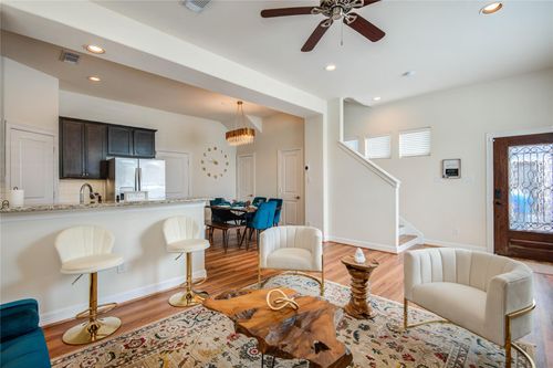 738 Link Rd, Houston, TX, 77009-2542 | Card Image