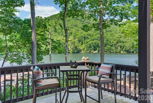 561 Harbor Ridge Dr, Tuckasegee, NC, 28783 | Card Image