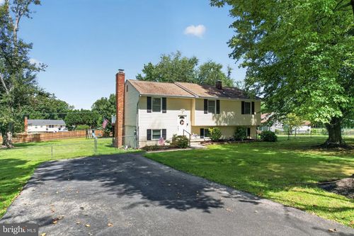 5850 Stephen Reid Rd, HUNTINGTOWN, MD, 20639-2214 | Card Image