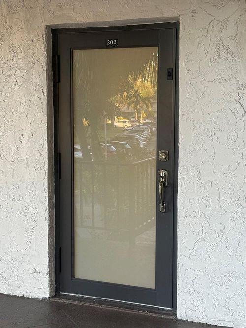 202-9360 Lime Bay Blvd, Tamarac, FL, 33321-3453 | Card Image