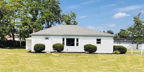 103 Brook St, Clinton, MA, 01510 | Card Image