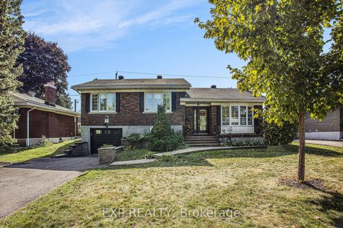 756 Fairdale Ave, Ottawa, ON, K1G1X7 | Card Image