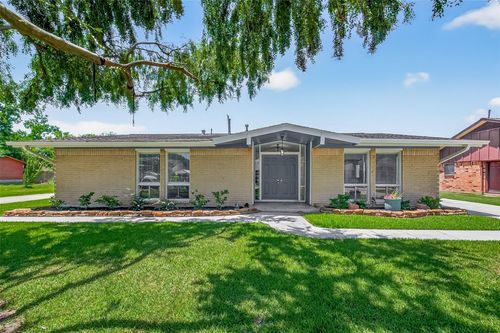 3810 Marlin Ln, La Porte, TX, 77571-7333 | Card Image