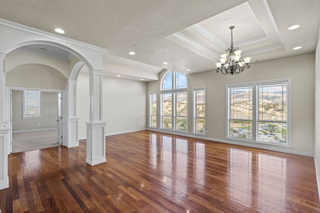 Living and dining areas | Image 7