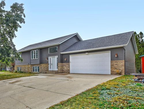 205 4th Avenue Se, Dodge Center, MN, 55927 | Card Image