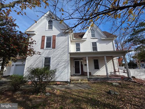 102 N Collins St, SNOW HILL, MD, 21863-1316 | Card Image