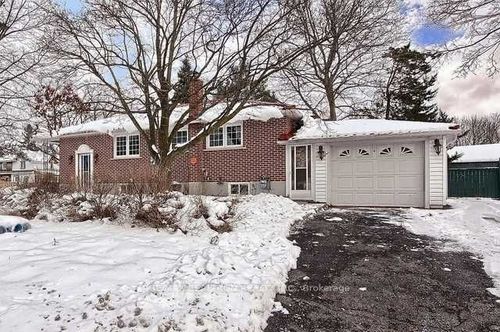 1 Napier St, Barrie, ON, L4M1W1 | Card Image