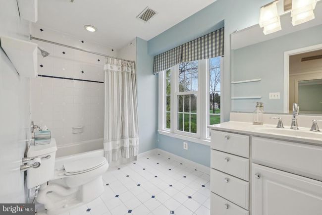 2912 Oakton Ridge Cir, House other with 5 bedrooms, 4 bathrooms and null parking in OAKTON VA | Image 40