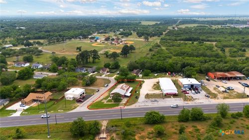 805 N Magnolia Ave, Luling, TX, 78648-1663 | Card Image