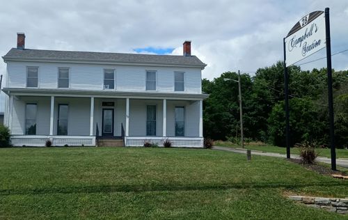 28 Broadway St, Dry Ridge, KY, 41035-9405 | Card Image