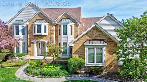 1688 Carpenter Dr, Troy, MI, 48098-4360 | Card Image