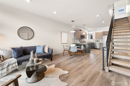 b-2422 Nw 60th, Seattle, WA, 98107 | Card Image