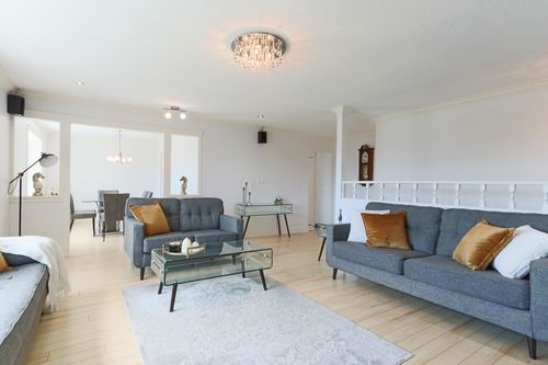 2939 Keets Dr, Coquitlam, BC, V3C4S6 | Card Image
