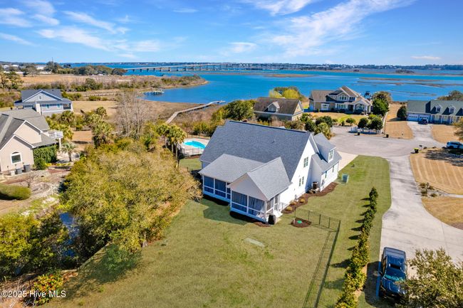 111 Magens Ct E, House other with 4 bedrooms, 4 bathrooms and 2 parking in Cedar Point NC | Image 62