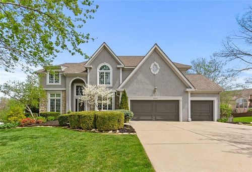 14009 Lucille St, Overland Park, KS, 66221-2813 | Card Image