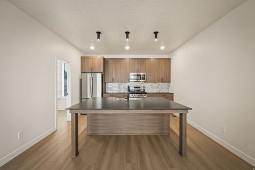 3-4046 Sandridge Dr, Roy, UT, 84067 | Card Image