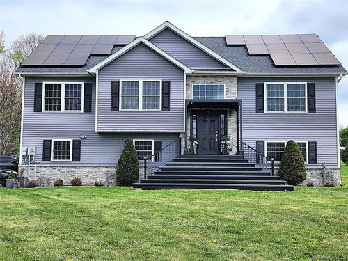 5 Anastasia Ct, Salisbury Mills, NY, 12577-5117 | Card Image
